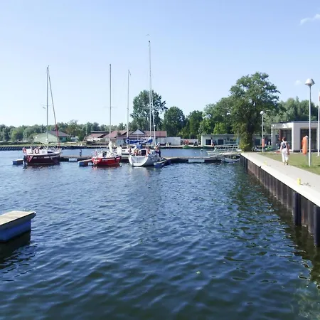 In For 6 Persons Сasa de vacaciones *