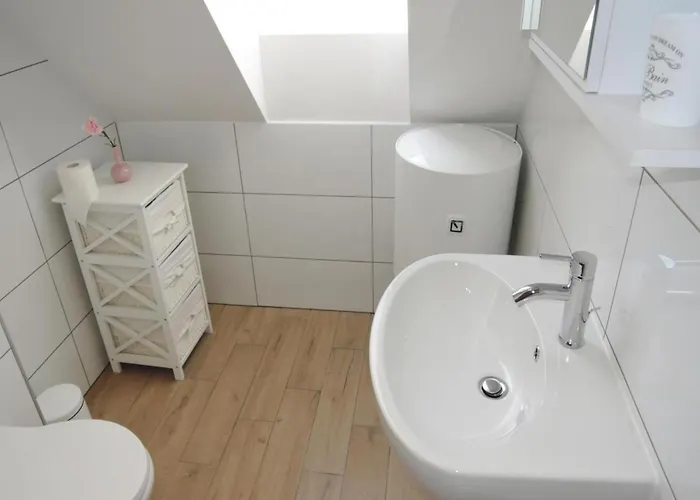 In For 6 Persons Stepnica